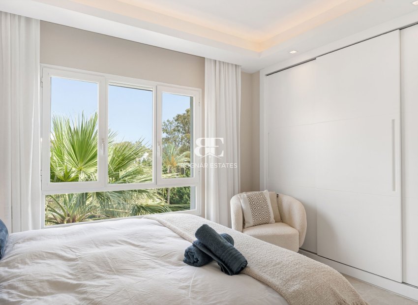 Wiederverkauf - apartment -
Marbella - Nueva Andalucía