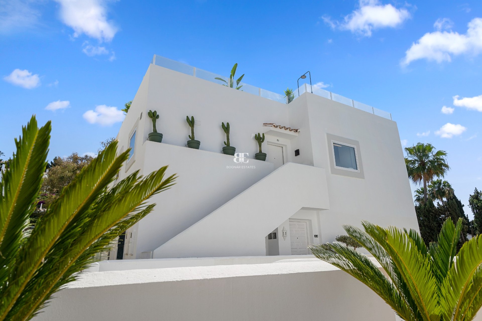 Wiederverkauf - apartment -
Marbella - Nueva Andalucía