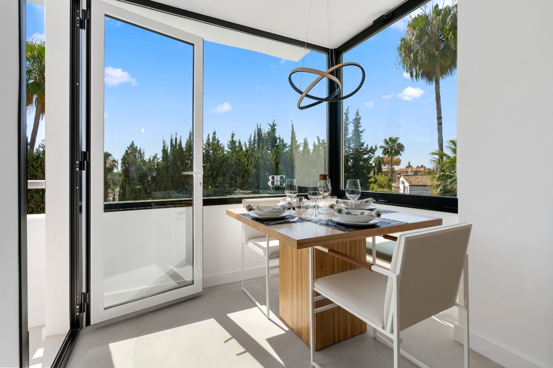 Wiederverkauf - apartment -
Marbella - Nueva Andalucía