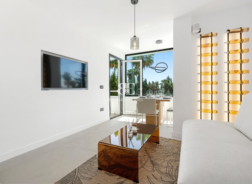 Wiederverkauf - apartment -
Marbella - Nueva Andalucía