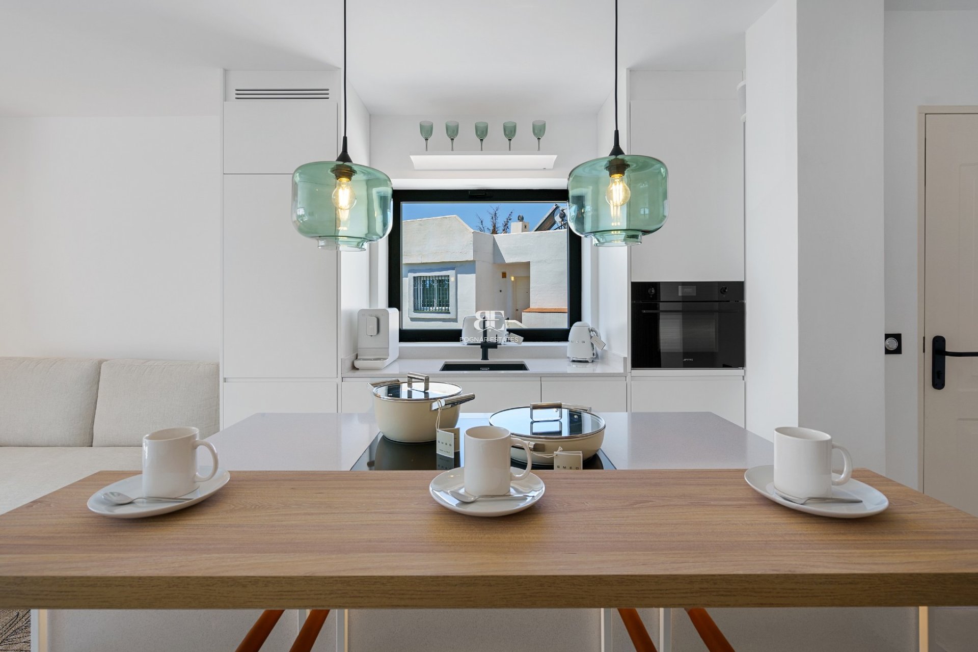 Wiederverkauf - apartment -
Marbella - Nueva Andalucía