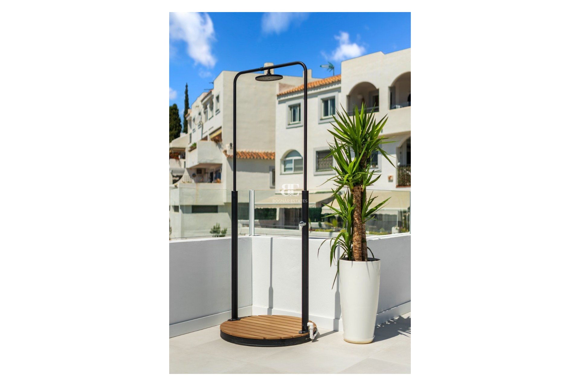 Wiederverkauf - apartment -
Marbella - Nueva Andalucía