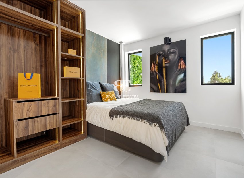 Wiederverkauf - apartment -
Marbella - Nueva Andalucía