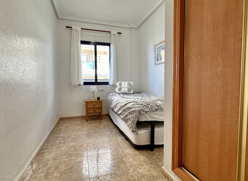 Wiederverkauf - apartment -
Orihuela Costa - Cabo Roig