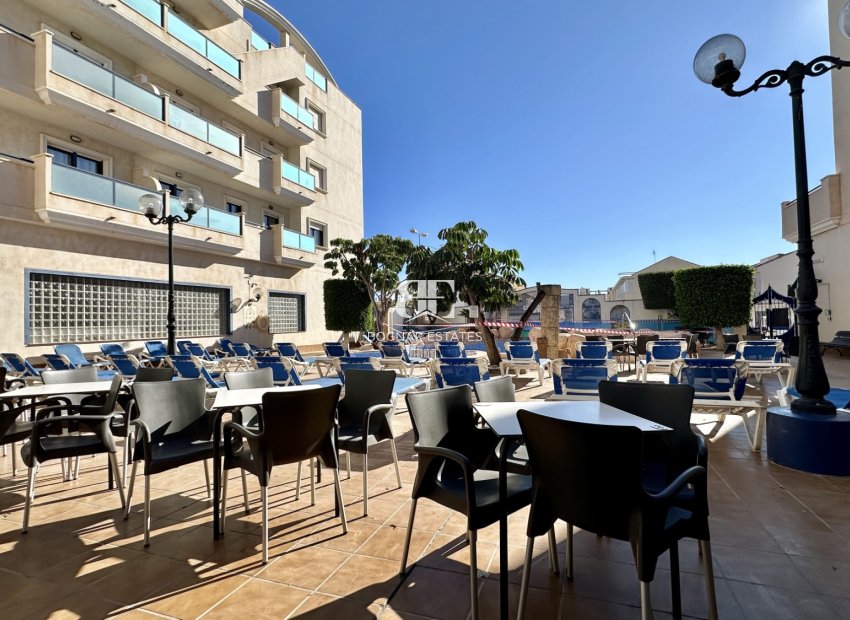Wiederverkauf - apartment -
Orihuela Costa - Cabo Roig