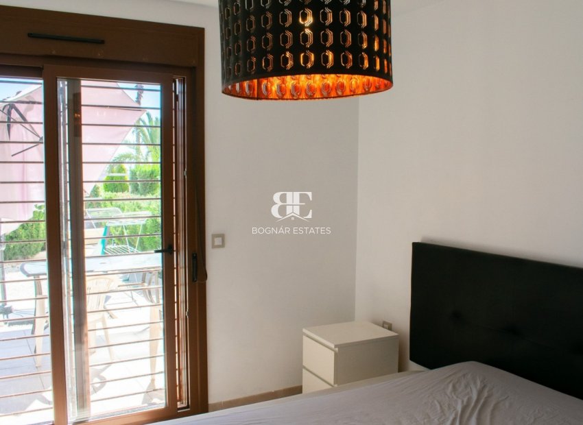 Wiederverkauf - apartment -
Orihuela Costa - Cabo Roig