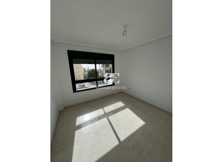 Wiederverkauf - apartment -
Orihuela Costa - Campoamor