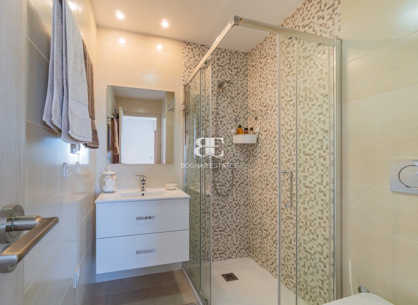 Wiederverkauf - apartment -
Orihuela Costa - Dehesa de campoamor