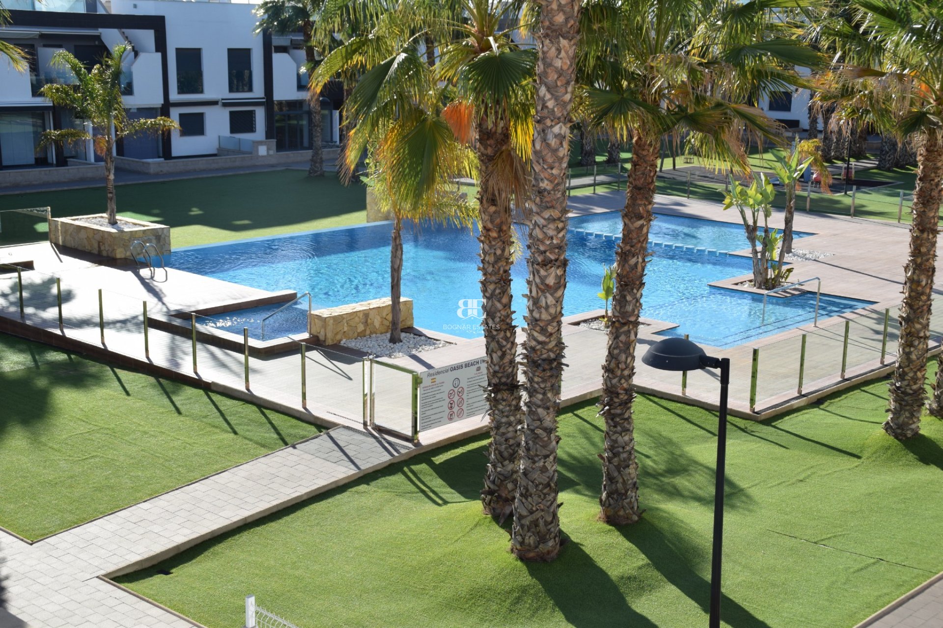 Wiederverkauf - apartment -
Orihuela Costa - La Zenia