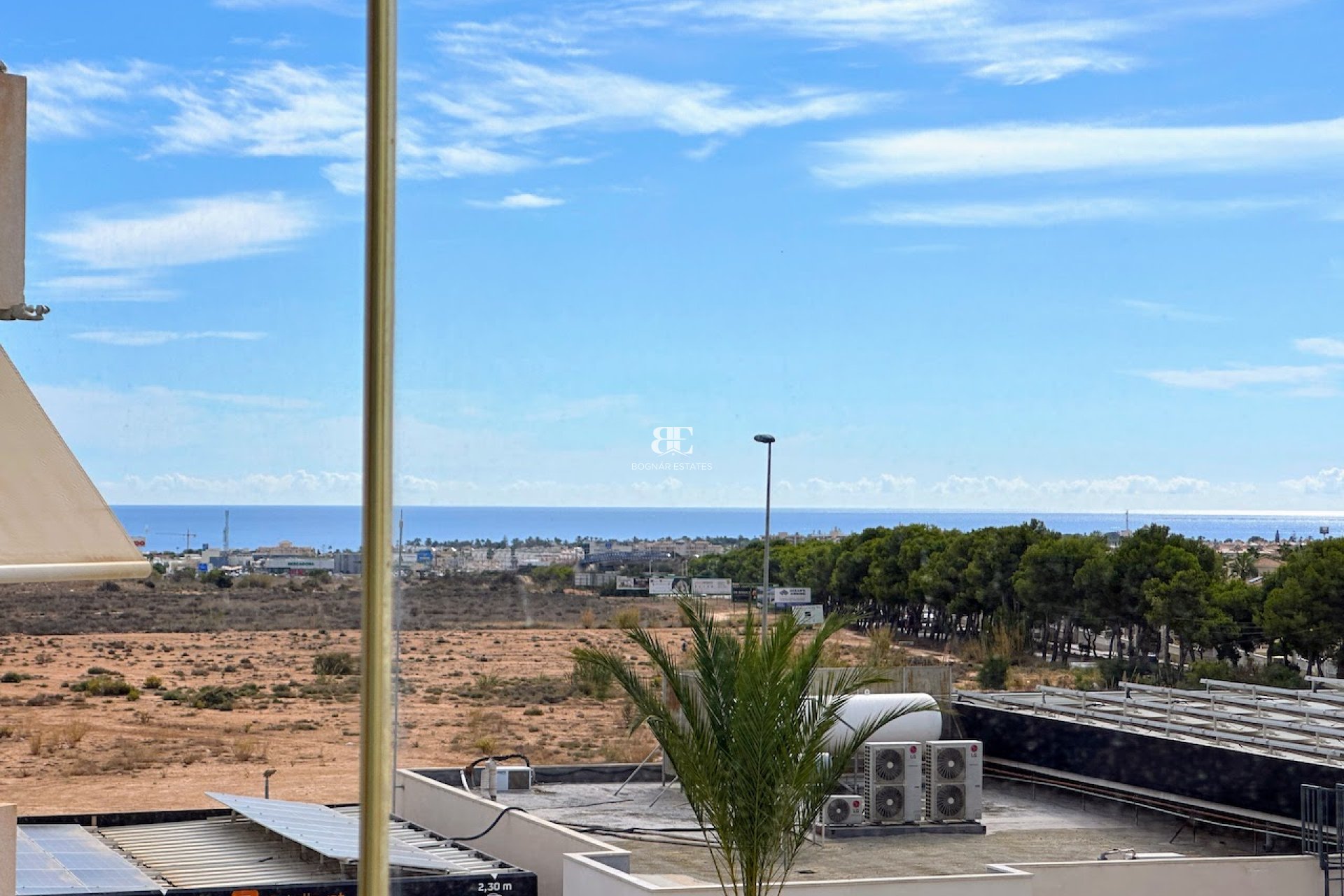 Wiederverkauf - apartment -
Orihuela Costa - La Zenia