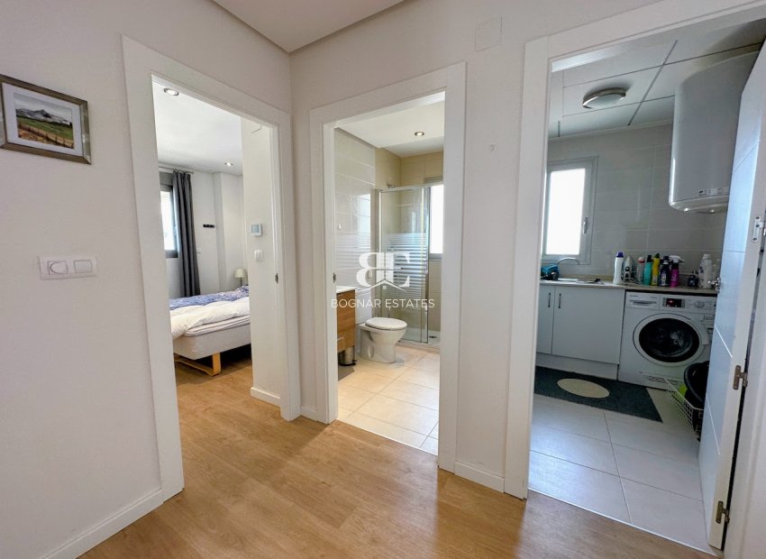 Wiederverkauf - apartment -
Orihuela Costa - La Zenia