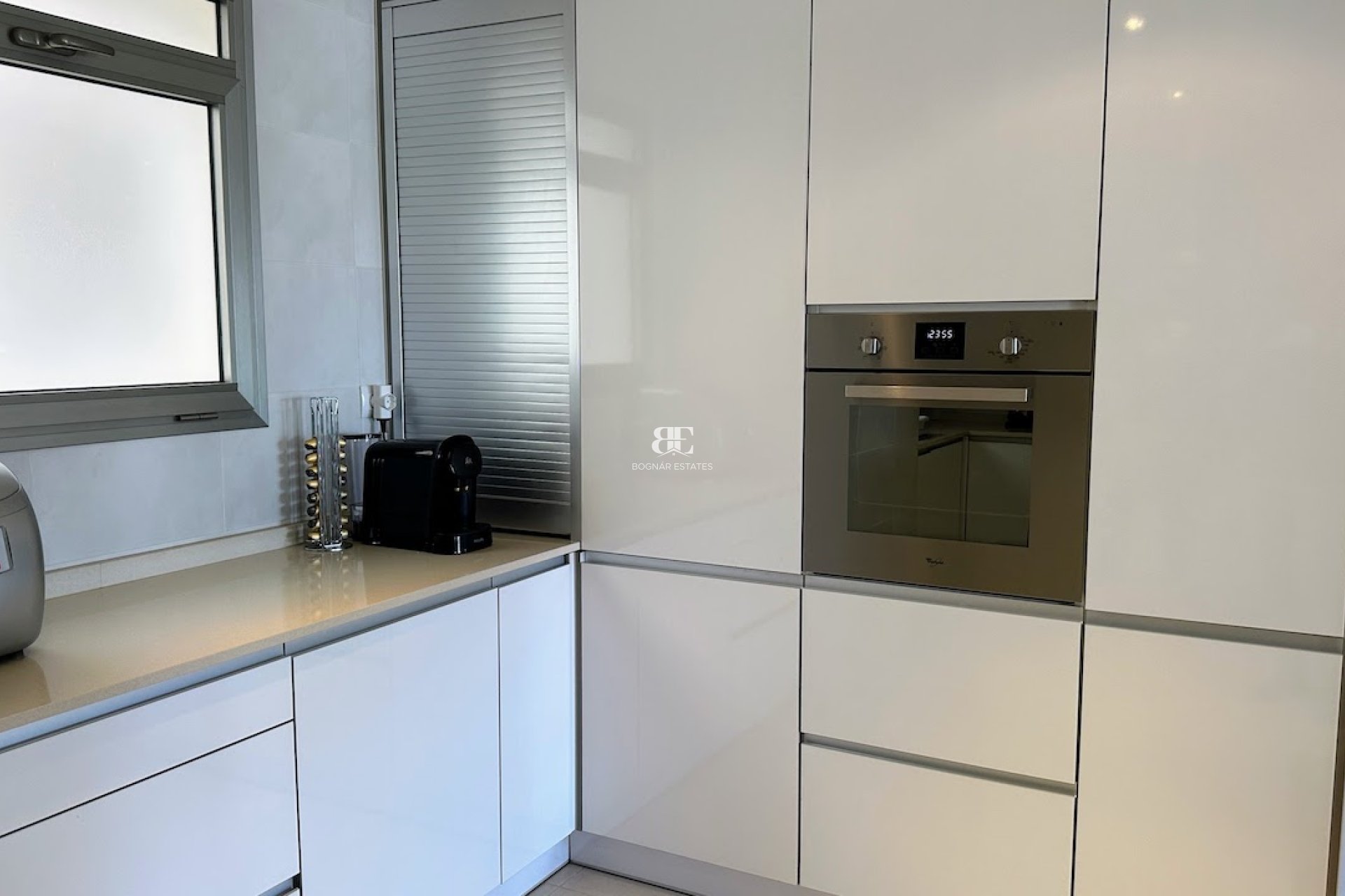 Wiederverkauf - apartment -
Orihuela Costa - La Zenia