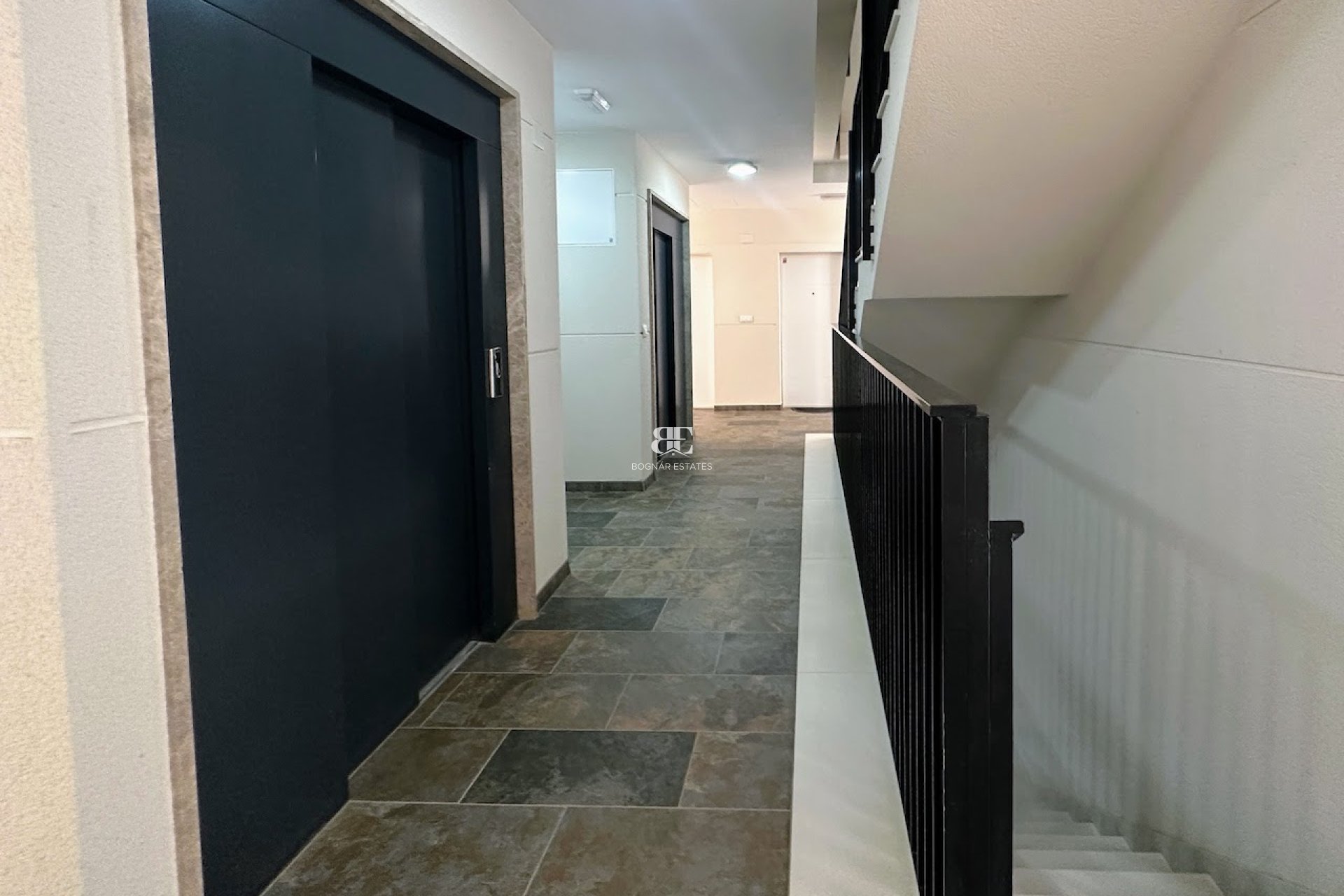 Wiederverkauf - apartment -
Orihuela Costa - La Zenia