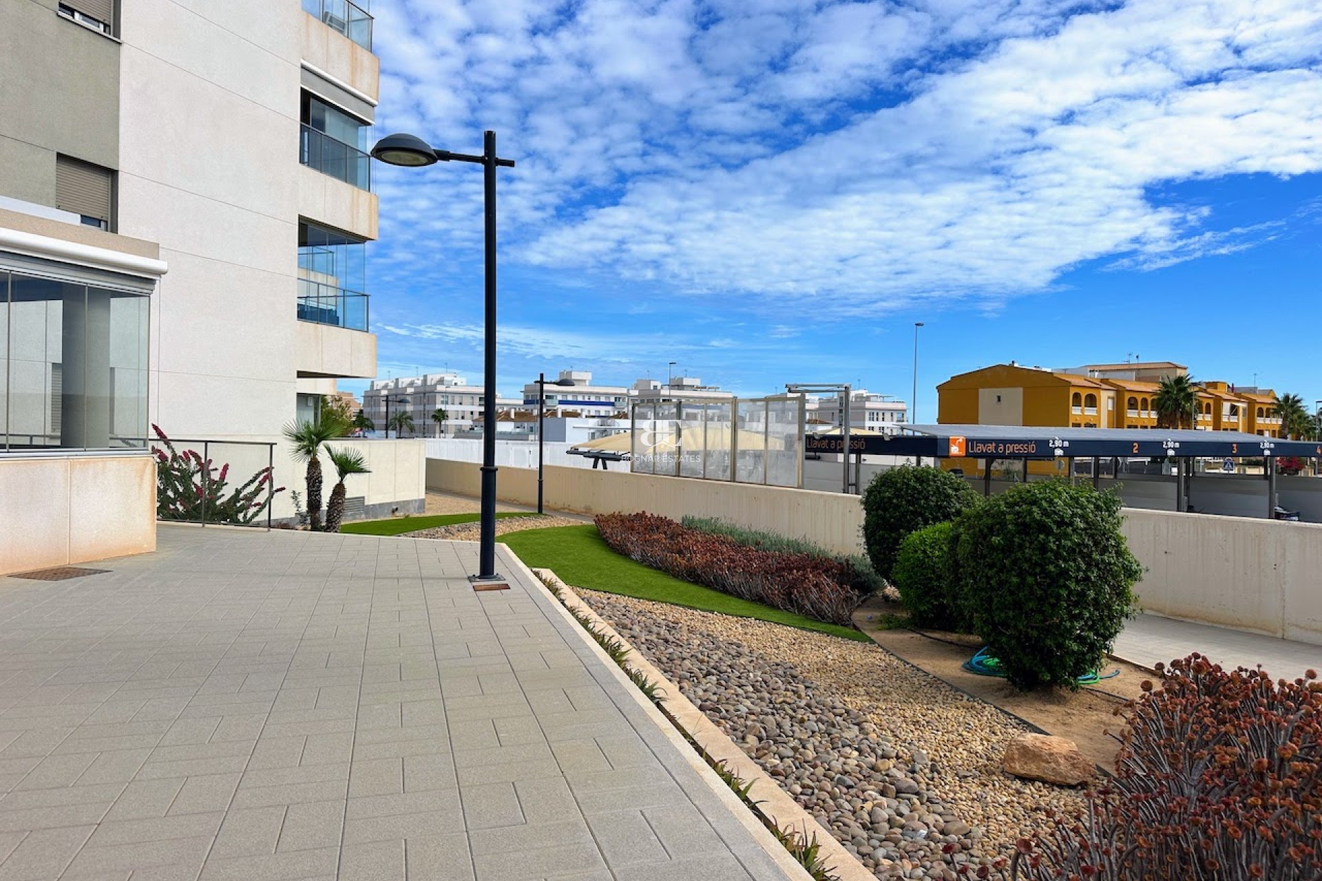 Wiederverkauf - apartment -
Orihuela Costa - La Zenia
