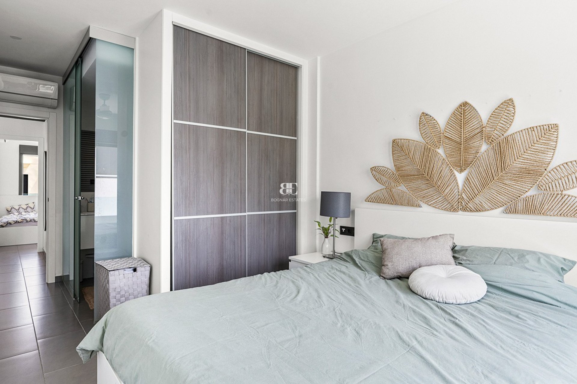 Wiederverkauf - apartment -
Orihuela Costa - La Zenia