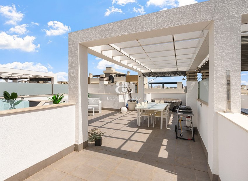 Wiederverkauf - apartment -
Orihuela Costa - La Zenia