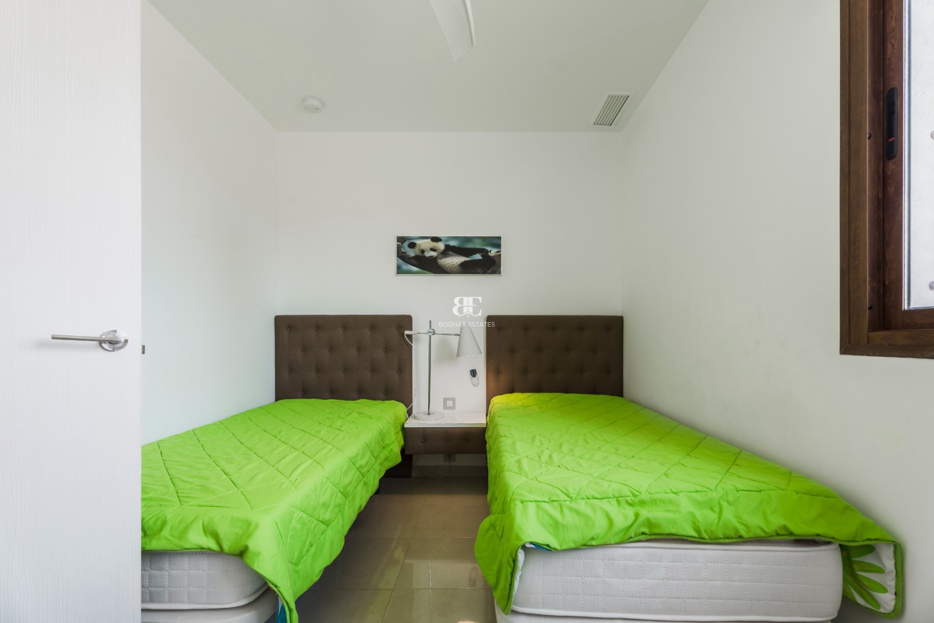 Wiederverkauf - apartment -
Orihuela Costa - La Zenia