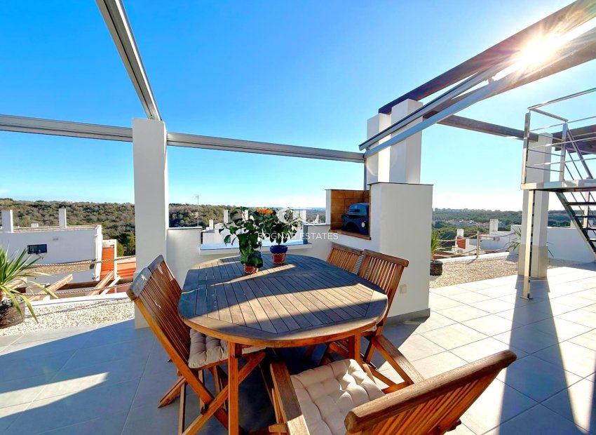 Wiederverkauf - apartment -
Orihuela Costa - Las Ramblas