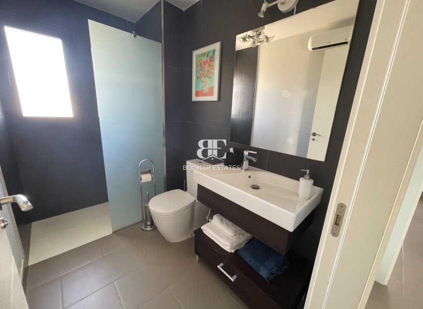 Wiederverkauf - apartment -
Orihuela Costa - Las Ramblas