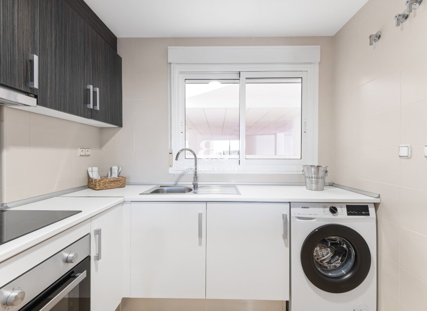 Wiederverkauf - apartment -
Orihuela Costa - Lomas De Cabo Roig