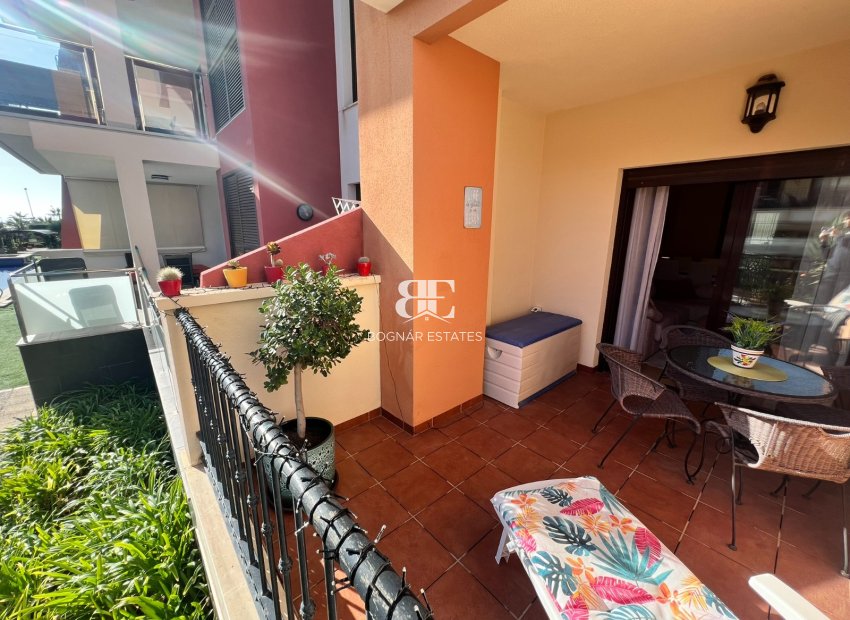 Wiederverkauf - apartment -
Orihuela Costa - Lomas De Cabo Roig