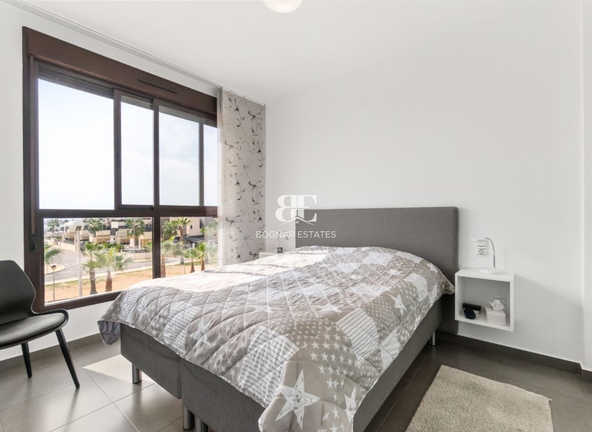 Wiederverkauf - apartment -
Orihuela Costa - Lomas De Cabo Roig