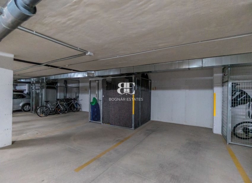 Wiederverkauf - apartment -
Orihuela Costa - Lomas De Cabo Roig