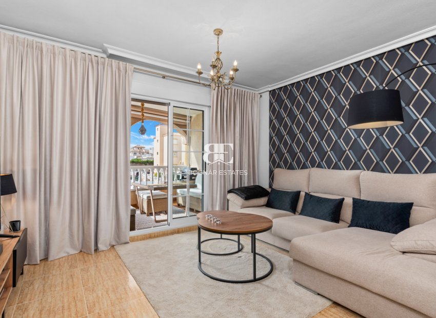 Wiederverkauf - apartment -
Orihuela Costa - Lomas De Cabo Roig