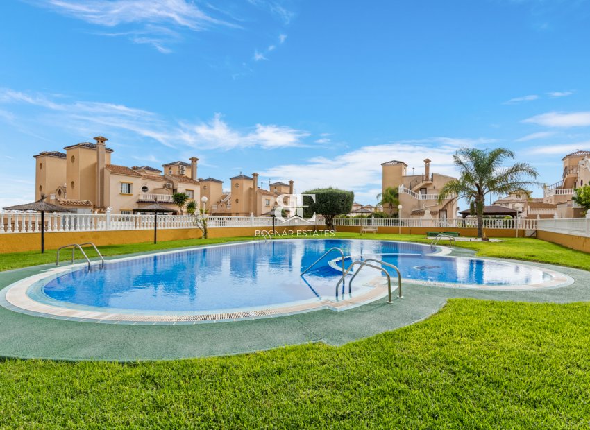 Wiederverkauf - apartment -
Orihuela Costa - Lomas De Cabo Roig