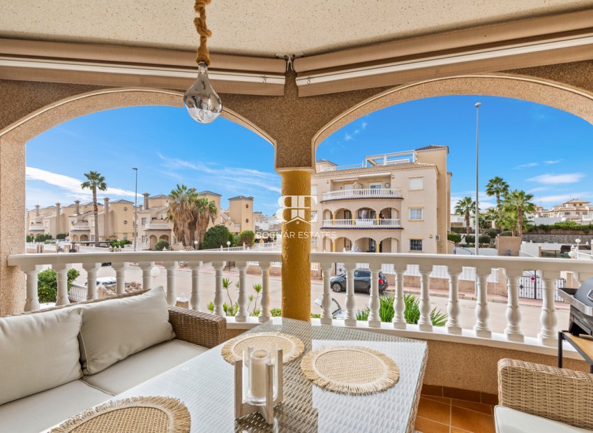 Wiederverkauf - apartment -
Orihuela Costa - Lomas De Cabo Roig