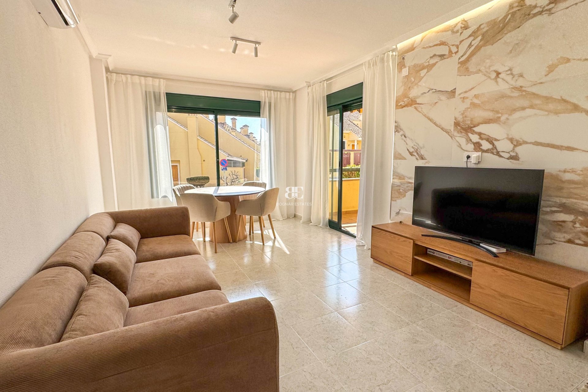Wiederverkauf - apartment -
Orihuela Costa - Lomas De Cabo Roig