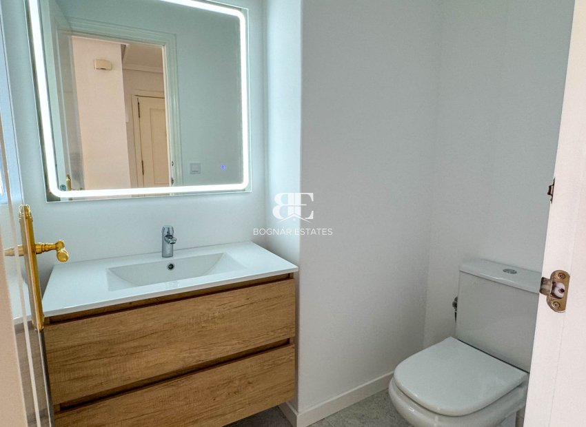 Wiederverkauf - apartment -
Orihuela Costa - Lomas De Cabo Roig