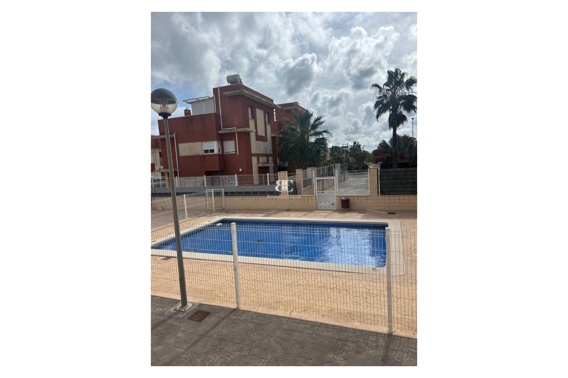 Wiederverkauf - apartment -
Orihuela Costa - Lomas De Cabo Roig