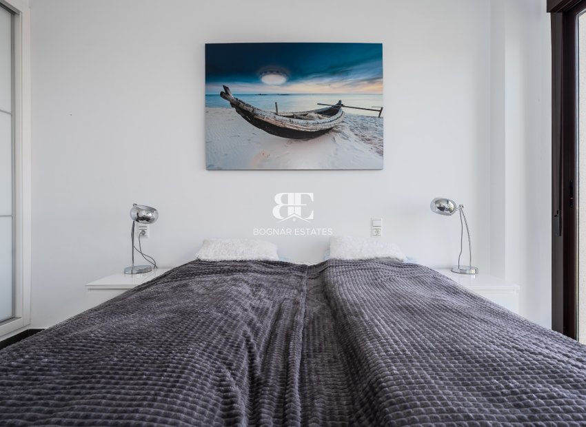 Wiederverkauf - apartment -
Orihuela Costa - Lomas De Cabo Roig