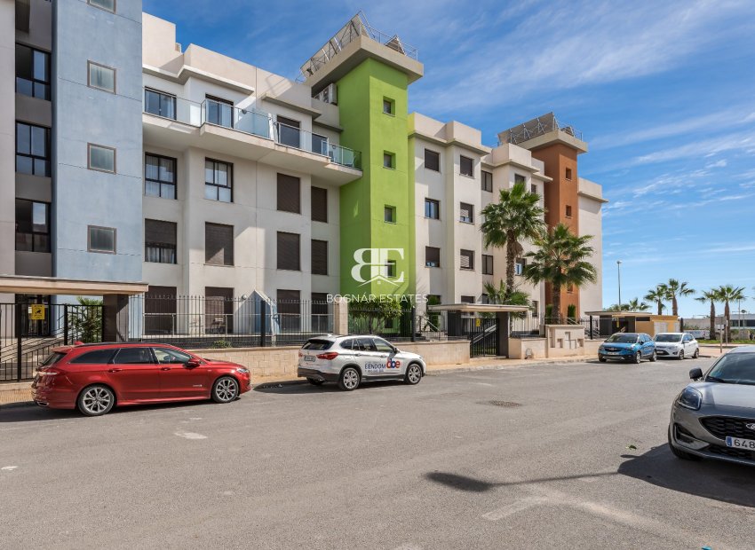 Wiederverkauf - apartment -
Orihuela Costa - Lomas De Cabo Roig