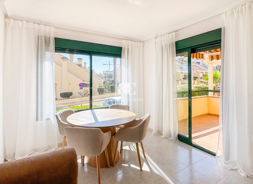 Wiederverkauf - apartment -
Orihuela Costa - Lomas de Campoamor