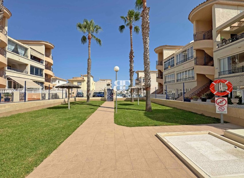 Wiederverkauf - apartment -
Orihuela Costa - Los Altos