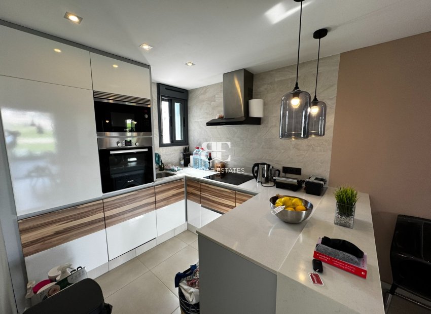 Wiederverkauf - apartment -
Orihuela Costa - Los Altos