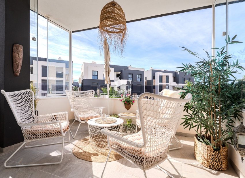 Wiederverkauf - apartment -
Orihuela Costa - Los Altos