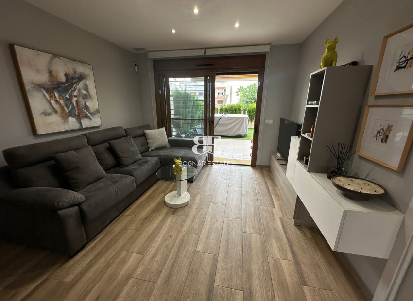 Wiederverkauf - apartment -
Orihuela Costa - Los Dolses