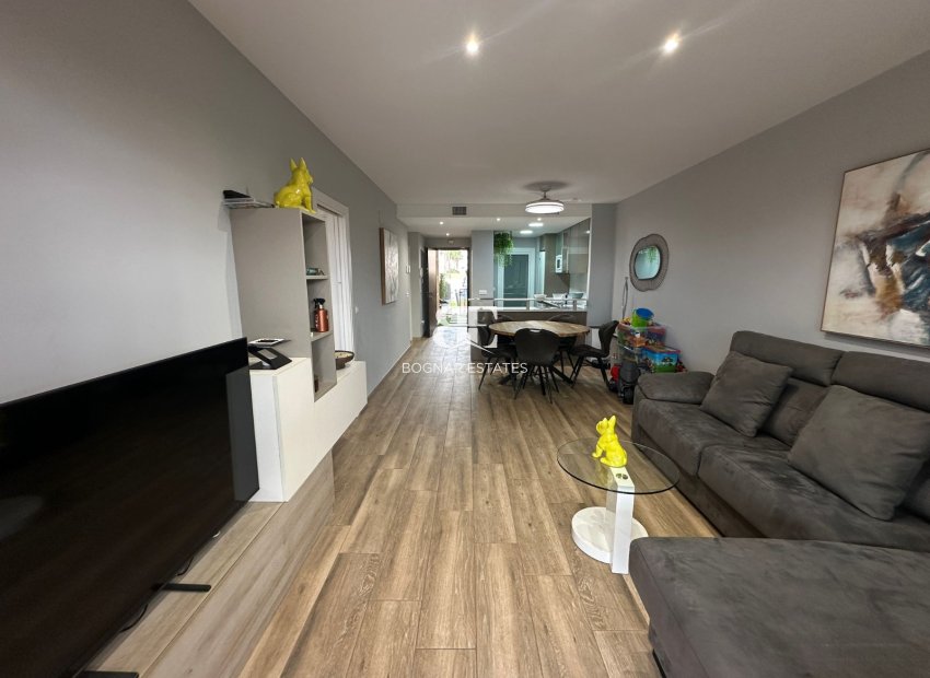 Wiederverkauf - apartment -
Orihuela Costa - Los Dolses