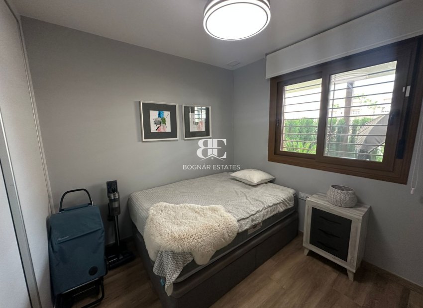 Wiederverkauf - apartment -
Orihuela Costa - Los Dolses