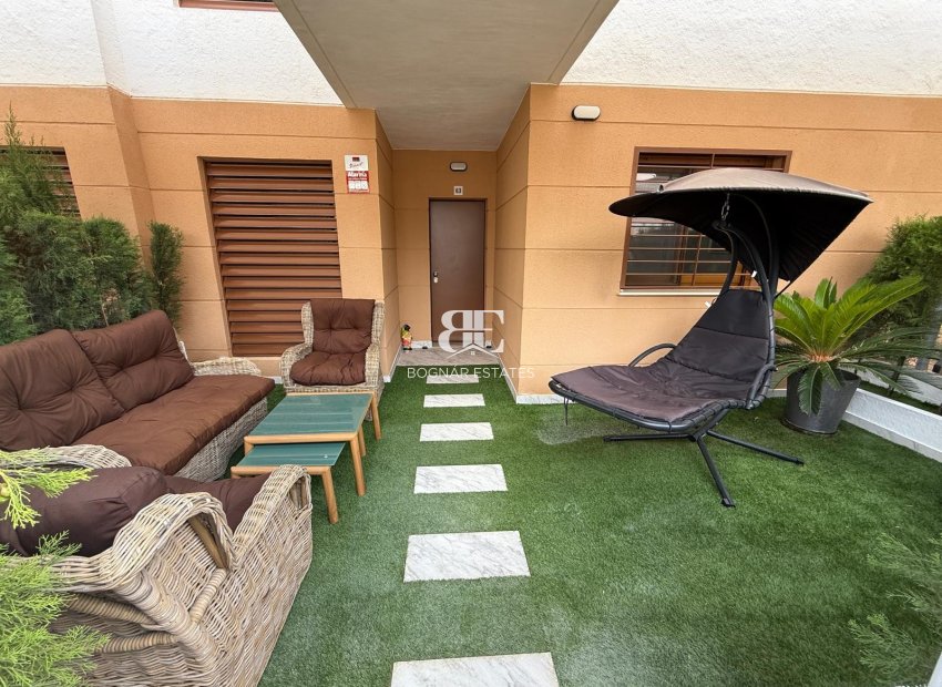 Wiederverkauf - apartment -
Orihuela Costa - Los Dolses