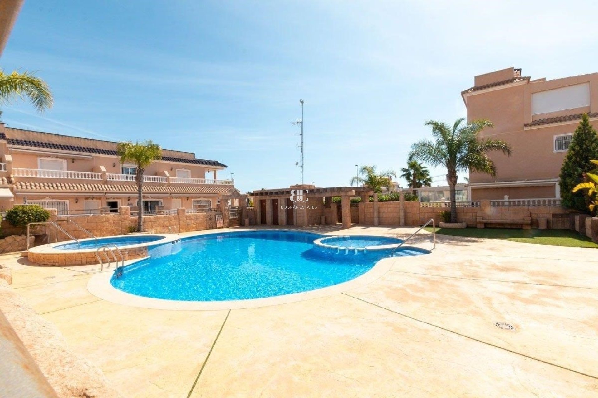 Wiederverkauf - apartment -
Orihuela Costa - Los Dolses