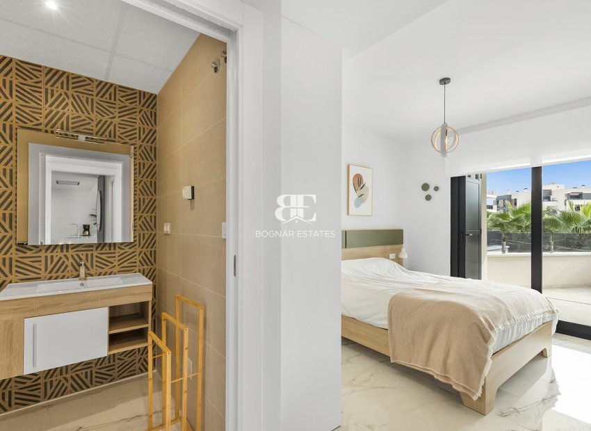 Wiederverkauf - apartment -
Orihuela Costa - Orihuela