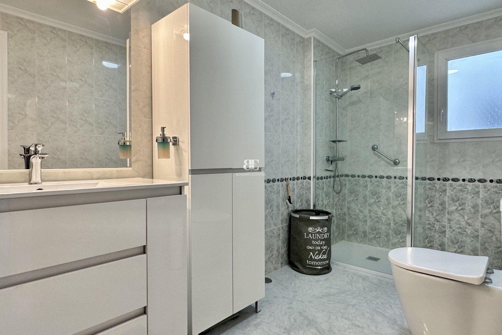 Wiederverkauf - apartment -
Orihuela Costa - Playa Flamenca