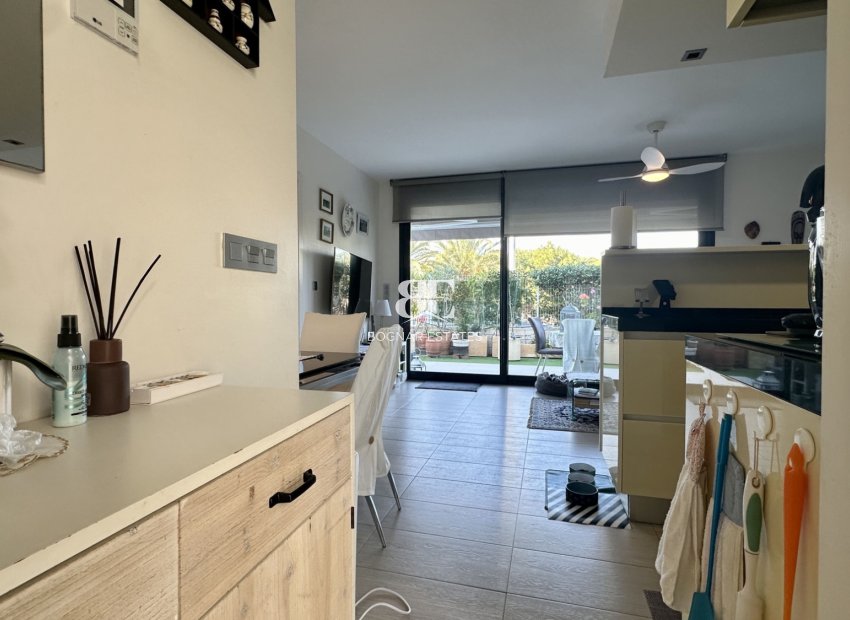 Wiederverkauf - apartment -
Orihuela Costa - Punta Prima