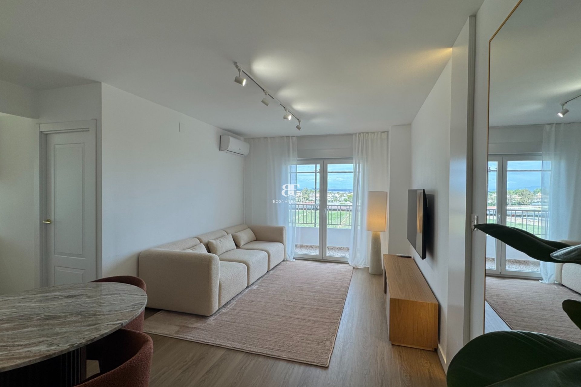 Wiederverkauf - apartment -
Orihuela Costa - Punta Prima