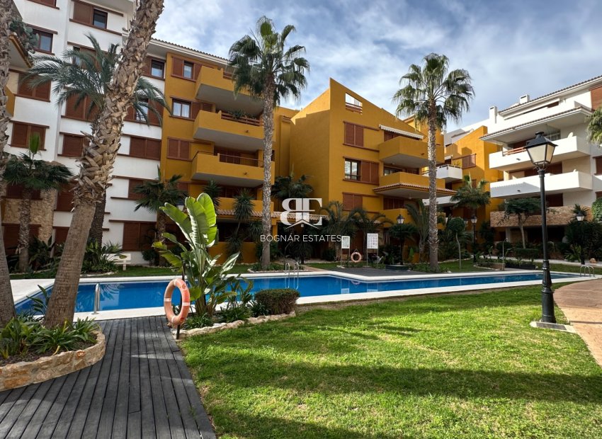 Wiederverkauf - apartment -
Orihuela Costa - Punta Prima