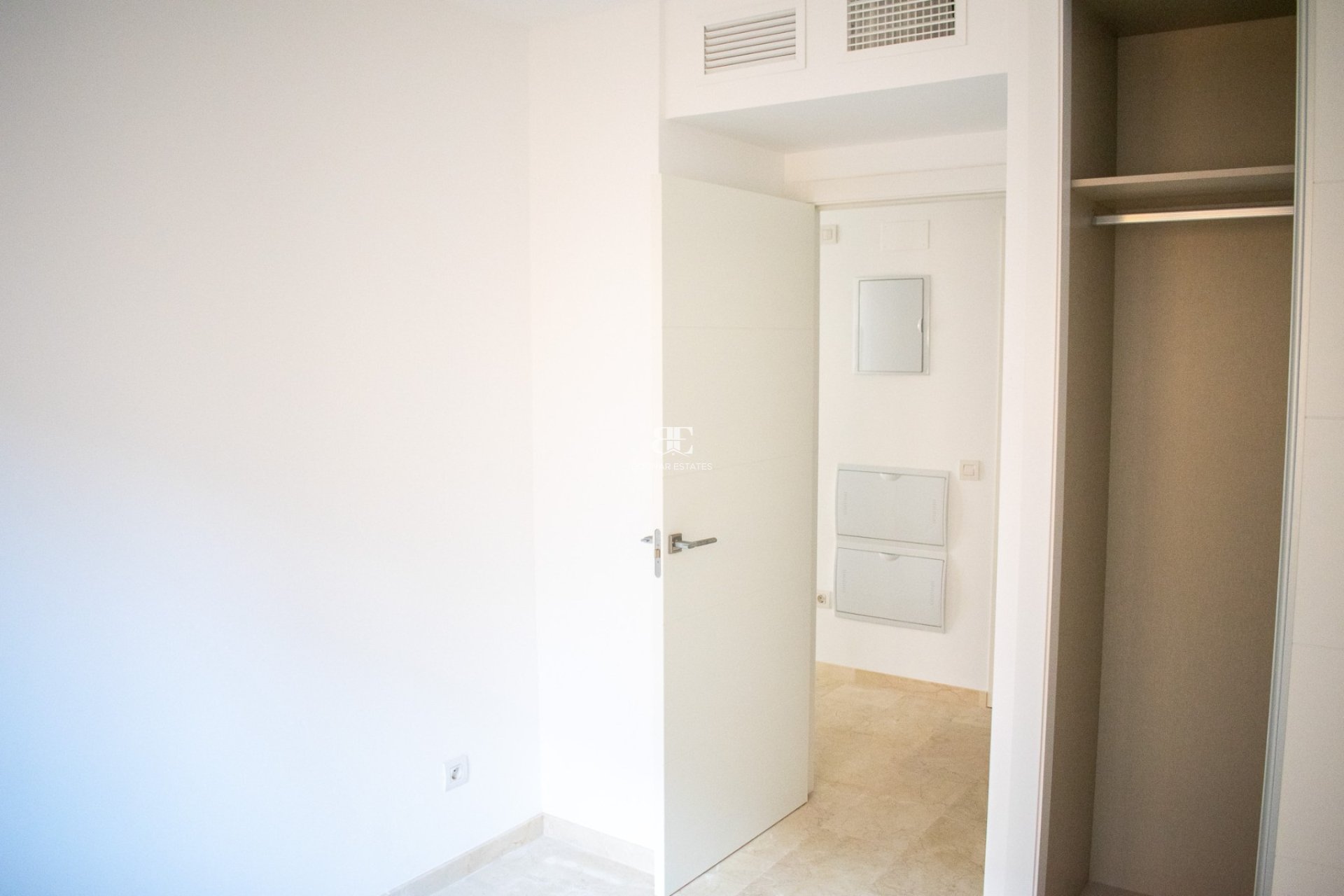 Wiederverkauf - apartment -
Orihuela Costa - Punta Prima